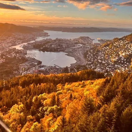 아파트 Spacious And Beautiful In With Free Parking *