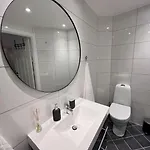 Spacious And Beautiful In With Free Parking * Берген