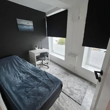 Leilighet Spacious And Beautiful In With Free Parking Bergen
