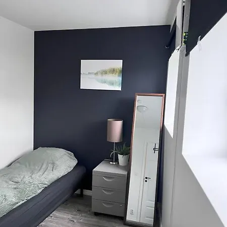 Spacious And Beautiful In With Free Parking * Bergen